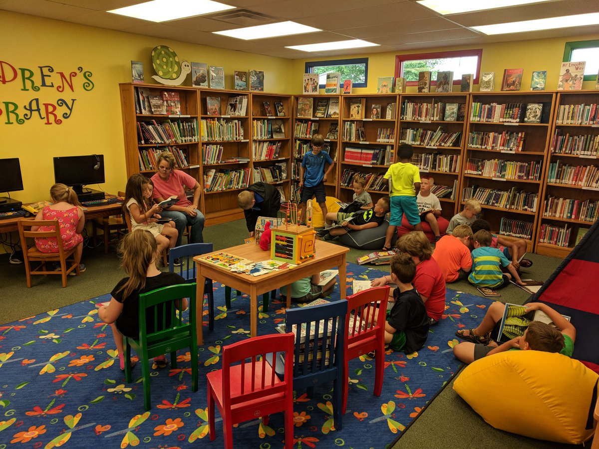 BentonElem's tweet photo. We enjoyed a visit to our public library today! Students were able to take a tour, book browse, enjoy a read aloud, and buddy read. #R2BR #westpolklibrary #readingislit #readersareleaders #summercamp @ReadtobeReadyTN @PCNTN @PolkTNSchools https://t.co/JLWN9jvOh5