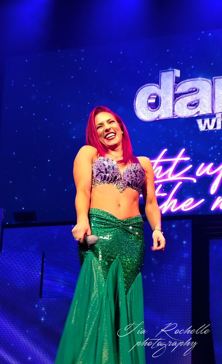 fearnexcalloway's tweet photo. #21daysofsharna HAPPY BIRTHDAY QUEEN!!!! https://t.co/p8fQXdtZNI