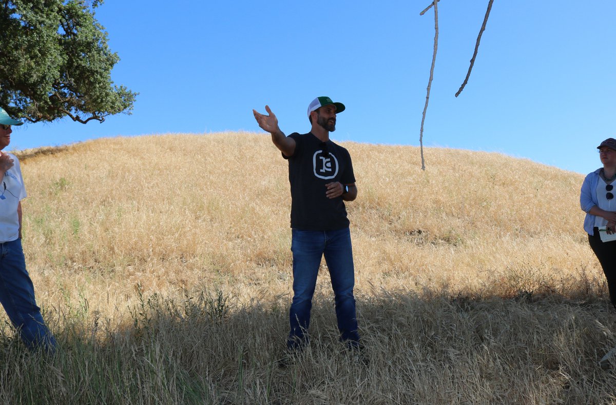 PaicinesRanch's tweet photo. Last week we were honored to host #FoodSystem6 as their 3rd cohort of #entrepreneurs used the power of storytelling to show how they are transforming how we #grow, #produce and #distribute food. Learn more: https://t.co/nm1bfYz0BF https://t.co/J7zEITol8i