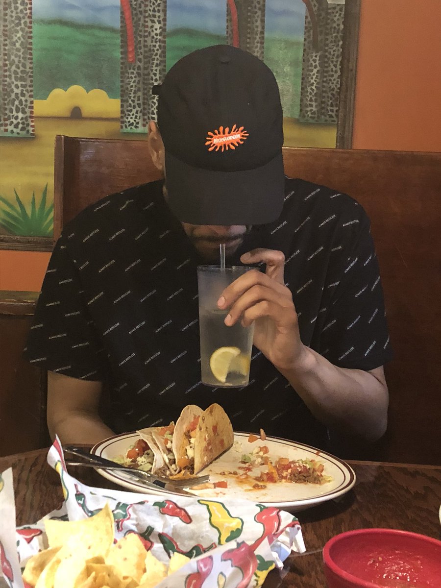 ConcessionsGuy's tweet photo. Winner winner taco lunch. As promised, treating @CodeEdChef to tacos for defending the title in #BushsHomeRunRecipes. https://t.co/YUg4oMrgY4