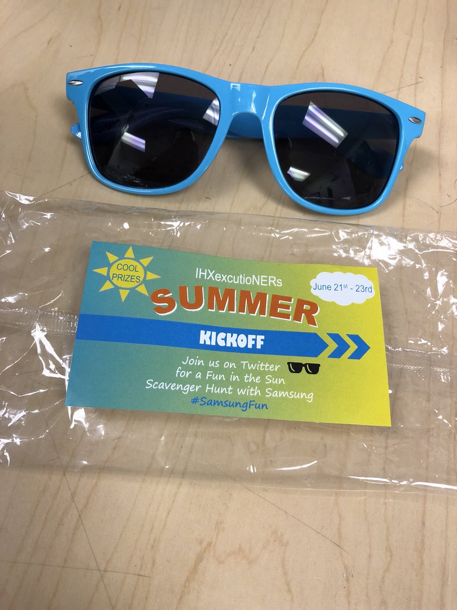 How cute is <a href="/keroninc/">Keron Incarnato</a> ?!? Just picked these babies up and I was so surprised by the attention to detail in the packaging. I love how the #SamsungFun sticker was on the packaging! Thank you <a href="/keroninc/">Keron Incarnato</a> and whoever else was behind this! #IHX #ATT #LifeAtATT #Samsung #FunInTheSun