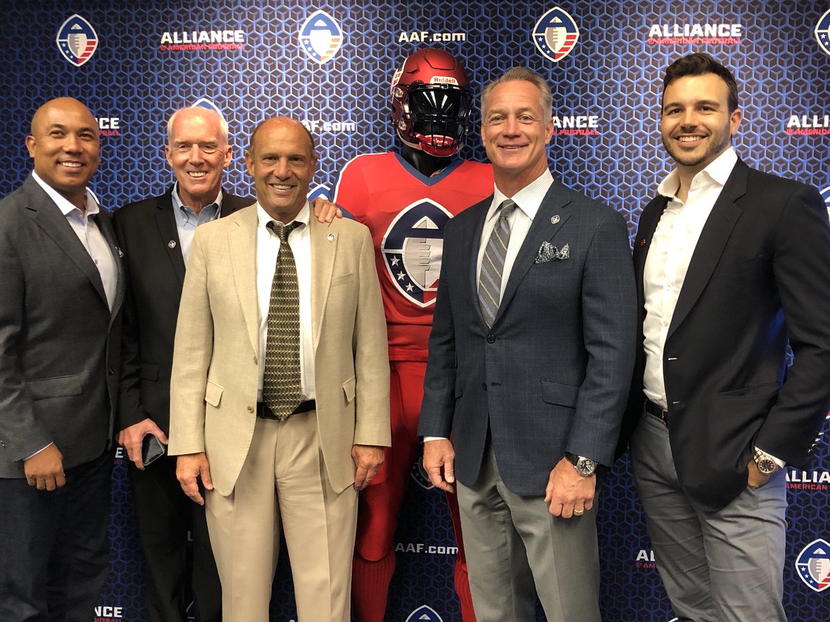 TheAAF's tweet photo. Today, @Coach_Riley is officially taking his talents to San Antonio! With @DarylJohnston named as the team GM and all home games being played at the iconic @Alamodome, San Antonio finally gets it's well deserved professional football team. #AllianceSA #JoinTheAlliance https://t.co/z0JCMmsTWC