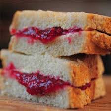 to_trail's tweet photo. I find it insane that you can attract a pine marten by putting out jam sandwiches😂 https://t.co/jfdXroPNic