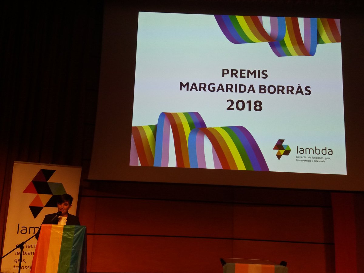 ciborra_cloti's tweet photo. Estem als Premis Margarida Borras de @lambdavalencia. Un #OrgullVlC2018 estar acompanyant i recolçant aquest acte!! https://t.co/V3k9YjKvc2