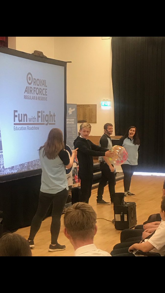 DHSFifePS's tweet photo. Massive thanks to @RoyalAirForce for a fantastic roadshow today! #funwithflight #STEM #career #ourschool 🔥☄️✈️🚀🛬🛩@DHSDET https://t.co/Txsjmih6Gt
