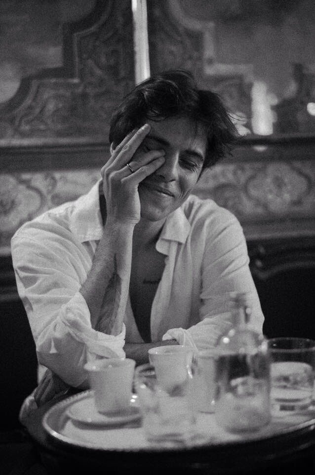 onewordalways's tweet photo. Vederti ridere
quanto fa bene ad uno come me
Vederti ridere 
fa stare bene anche uno come me 
Vederti ridere 
è come un cinema tutto per me
Si è 
è #TuttoperMe https://t.co/F9m9bQwZlG