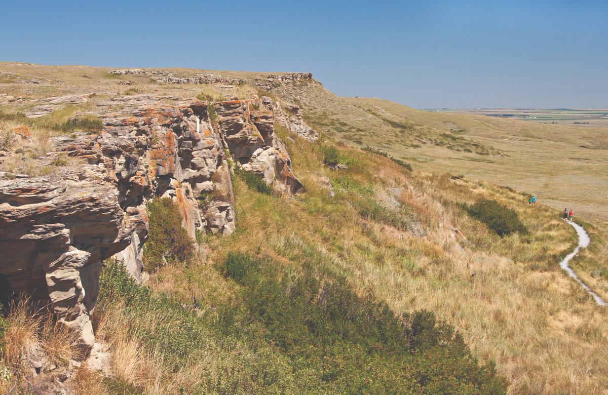 We're reflecting on places that matter to Indigenous peoples—places like Head-Smashed-In Buffalo Jump which served as the site for a highly innovative food-gathering ritual. We encourage you to join us as we continue learning. goo.gl/ghhd3j #NationalIndigenousPeoplesDay