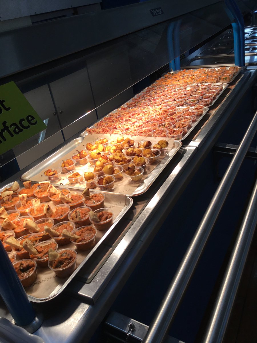 HeckGrammar's tweet photo. Our head chef has prepared some sample dishes for everyone to sameple this evening.....it all looks delicious #openevening #entry2019 #samplemenu #schoolmeals https://t.co/BU6dEE6EYL