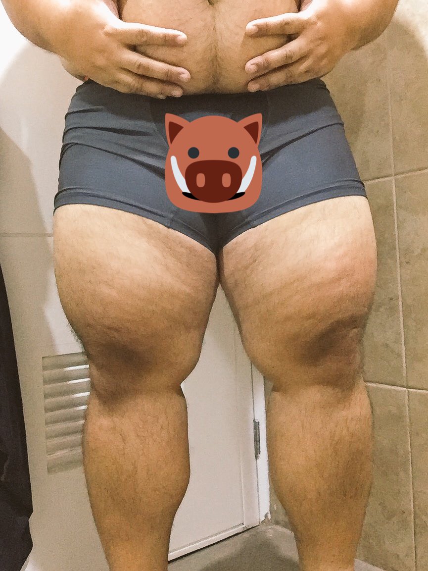 beorrrn's tweet photo. Almost 2AM. Did heavy skwats. Wanna have #quadslikerobb #celluliteupmylife #beastektagalog #anytimefatness #chub #powerfluff https://t.co/9MwPrMUoMz