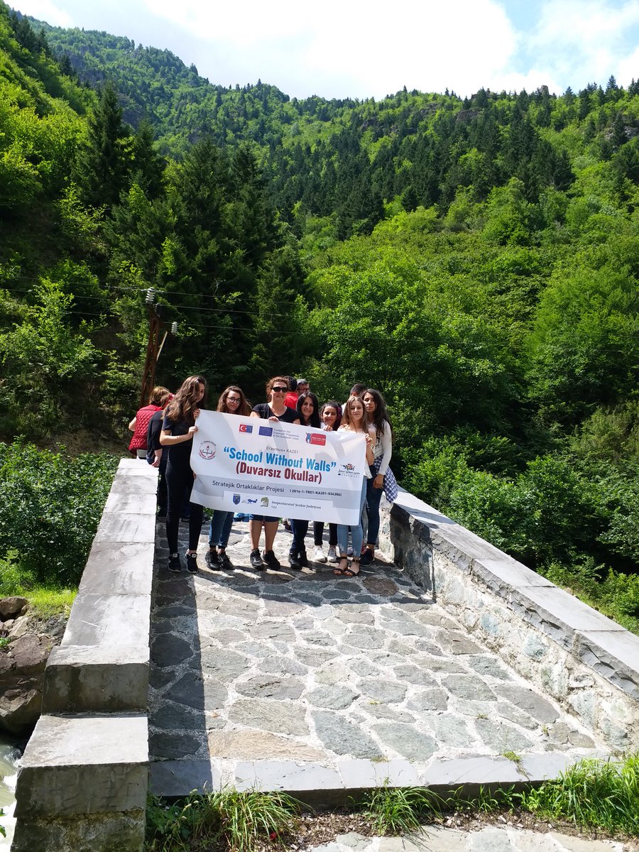 SchoolWithoutWalls tweet media