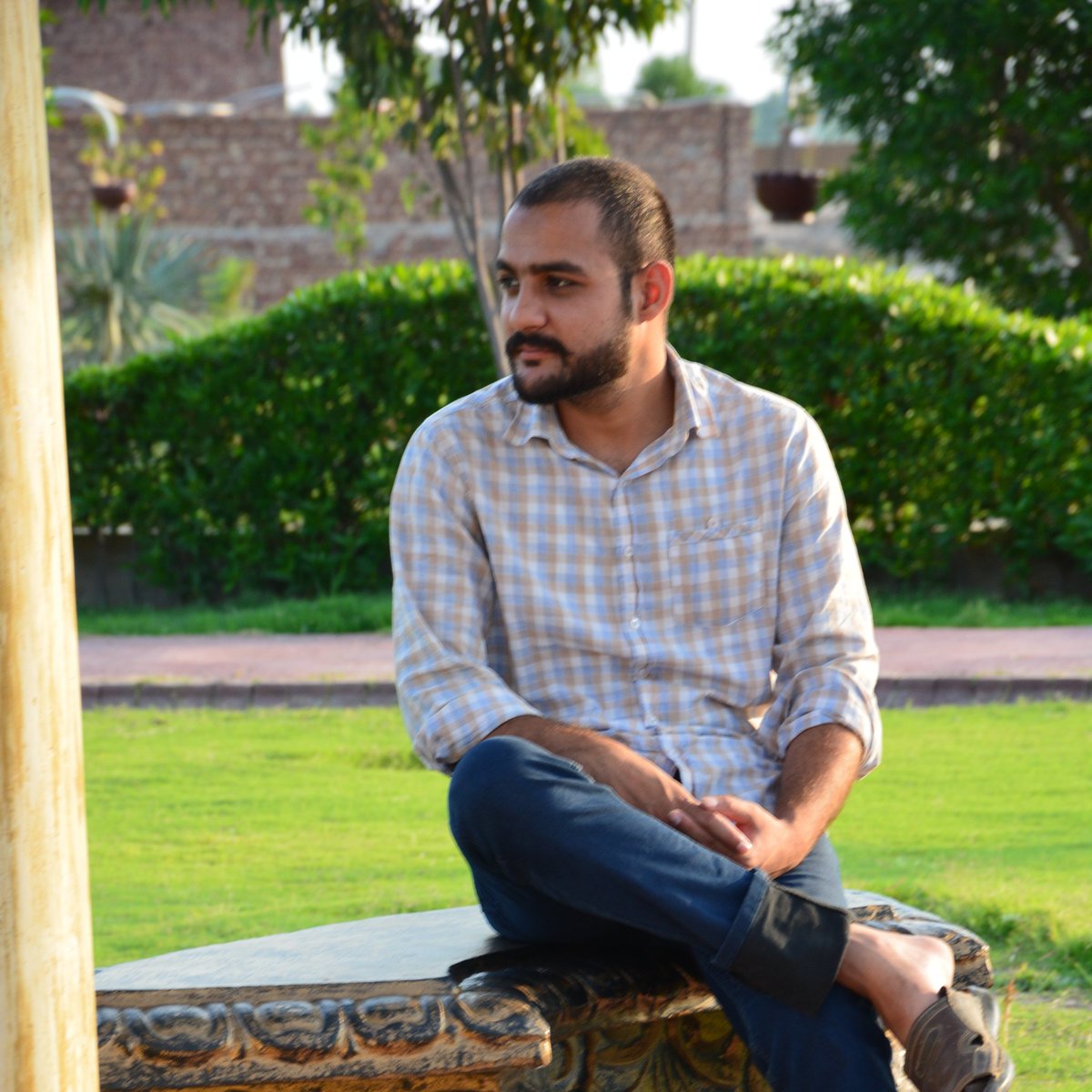 Aem_Tauseef's tweet photo. #NewProfilePic https://t.co/oSymS1T6Lw