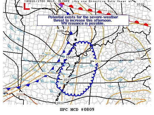 DavidPowellwx1's tweet photo. Keeping an eye on the severe potential. SPC says a sixty percent chance a watch  will be issued. Hopefully the lack of sunshine will hold the threat  down. Trigg Co. is in the slight risk area while Christian Co eastward  is in the marginal riskn for severe storms. https://t.co/eeTHAZXdKt