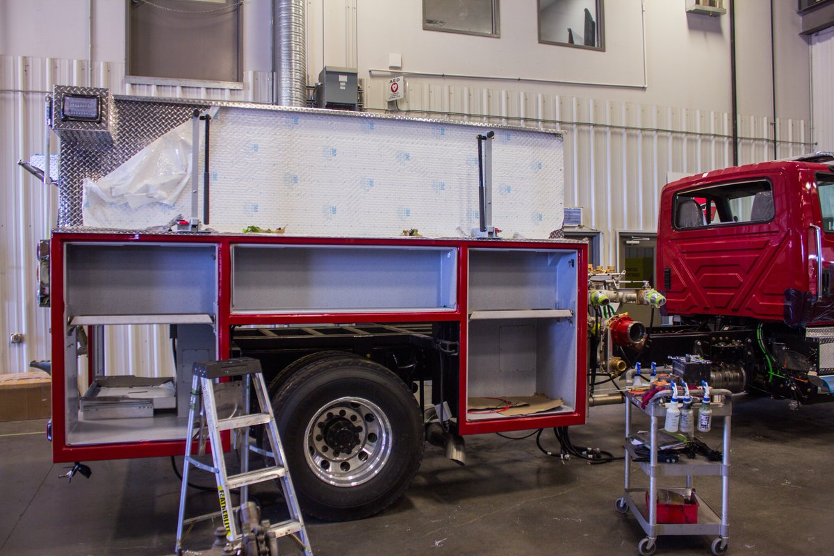 FortGarryFire's tweet photo. More shots of the other truck we're building for Nunavut.

#FGFT #FortGarryFireTrucks #FireTrucks #Nunavut #EmergencyResponse #EmergencyVehicle https://t.co/OKkjQZue1C