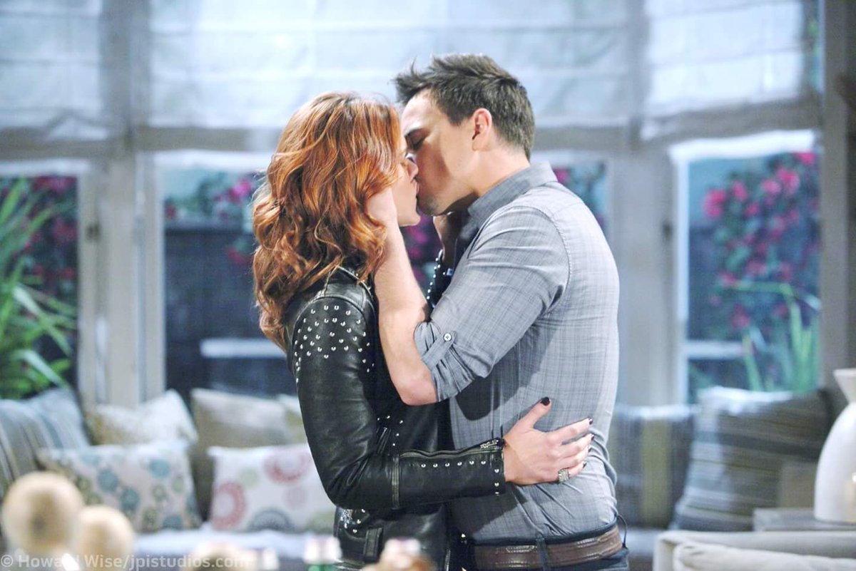 TeamLopeOnBB's tweet photo. Happy #BoldandBeautiful Anniversary @THEEdarinbrooks
#TeamWyatt #DarinApprectiation #5YearsofWyatt
Not home, so I will post more later on. Loving the beginning of Wally tho 😊 https://t.co/MPYPRWSmYY