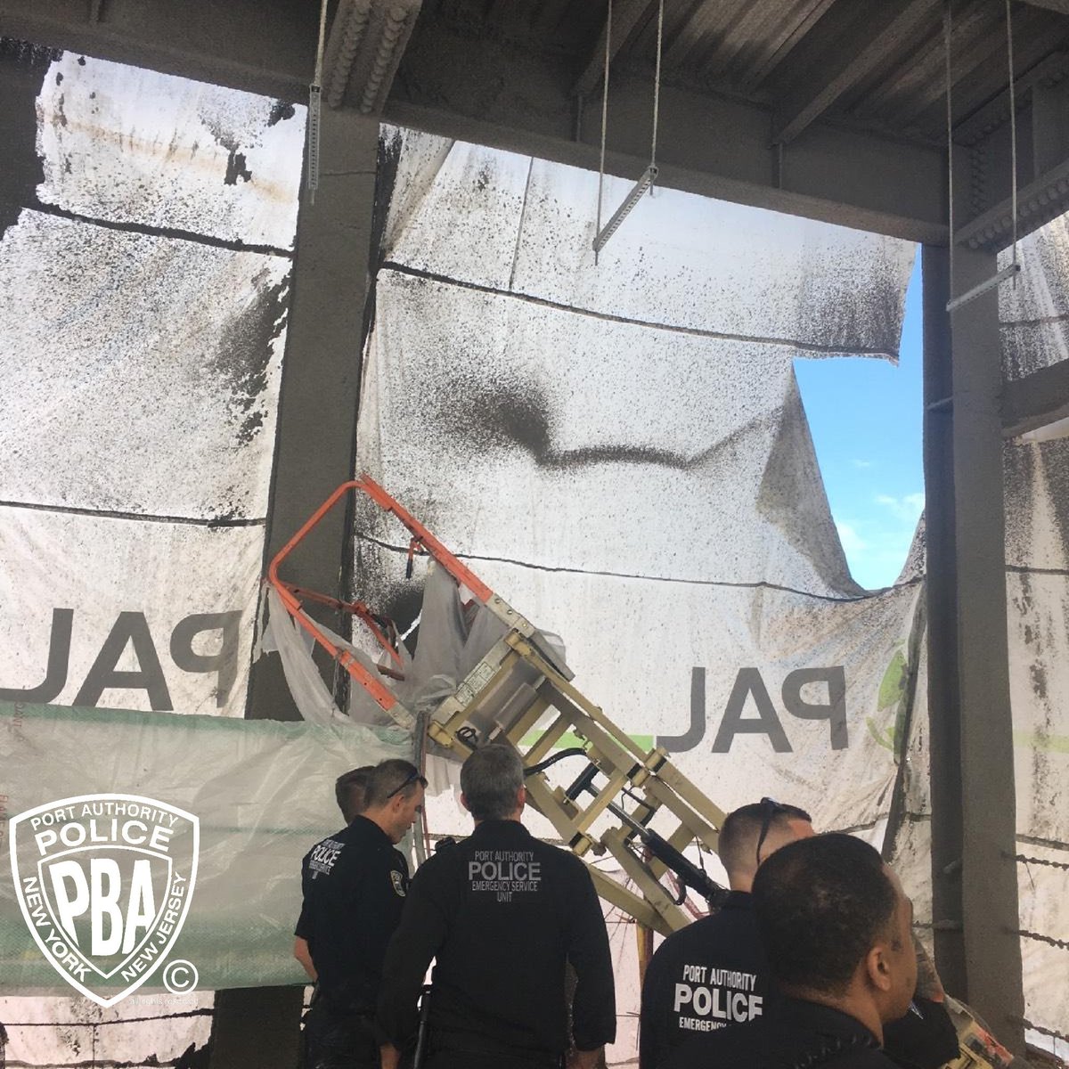 Port Authority Pba On Twitter Papd Esu Patrol Rescue Worker