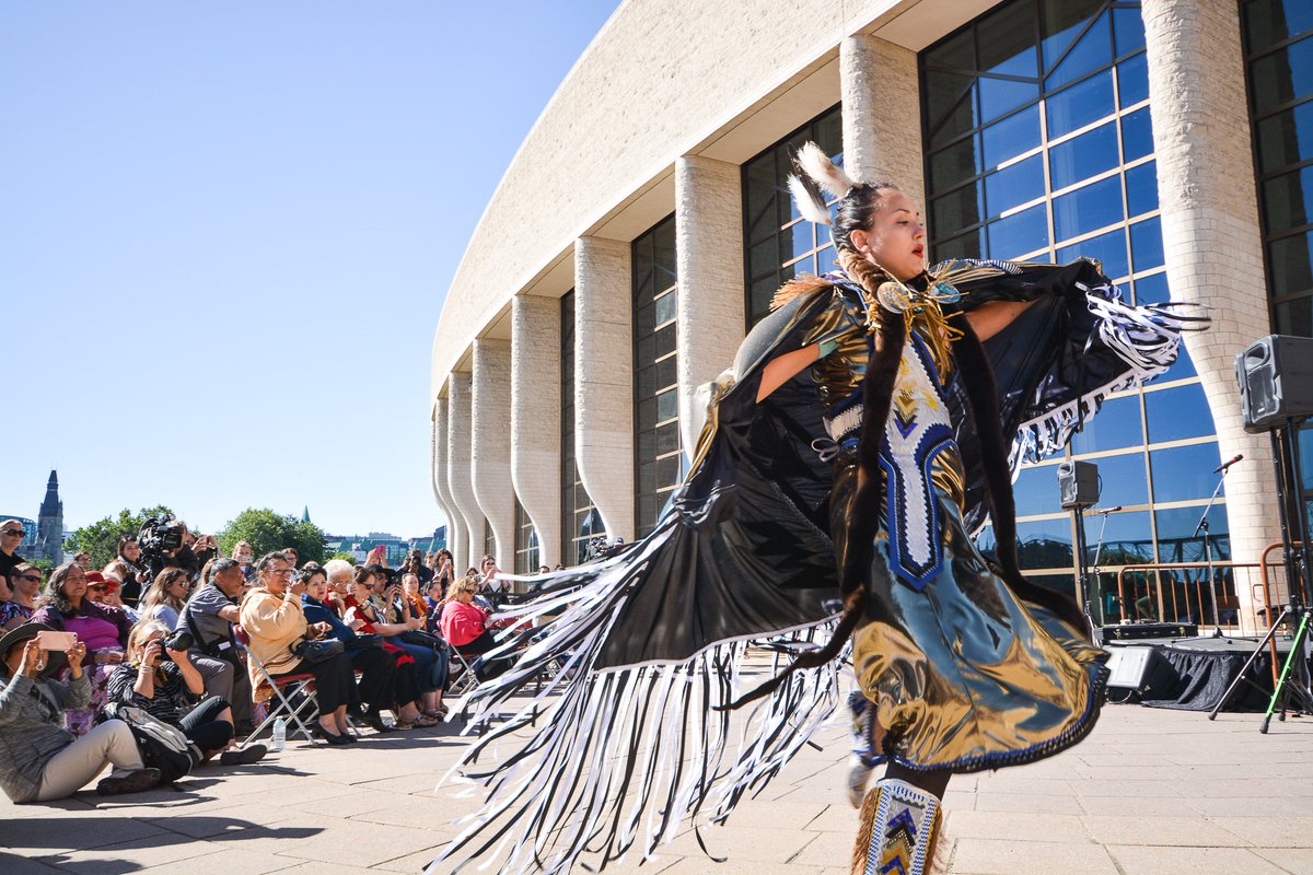 DanKatz_ott's tweet photo. Was amazing to be at this morning's kickoff of #NationalIndigenousPeoplesDay such great speeches and performers marking such an important celebration for First Nations peoples #NIPD2018 https://t.co/UglzgsV1bu