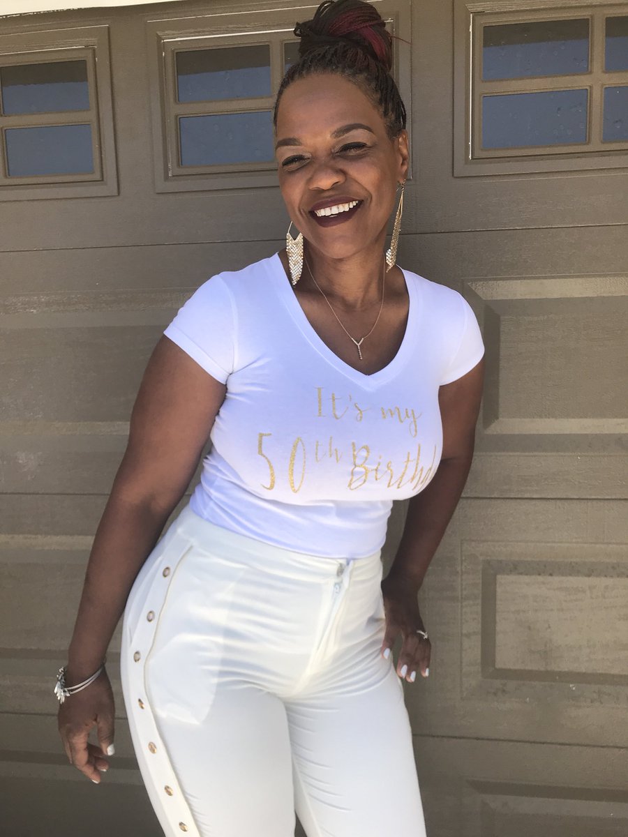 themedalchaser's tweet photo. That look when they’ve tried to tear you down but GOD’s GRACE &amp; MERCY steps in. #thankful #grateful #graceandmercy #50isreallythenew50 photo credit: @valenciasillemon https://t.co/4ln1U8nuYg