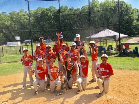 dirtUPbulldogs's tweet photo. Congrats @10UBulldogs @BBGCBaseball on another awesome season! Finishing as champions in our division was a great finish to our season long journey. #bowiebaseball #bulldogbaseball #orangeandblack https://t.co/87HNQ9i0ZO