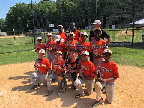 dirtUPbulldogs's tweet photo. Congrats @10UBulldogs @BBGCBaseball on another awesome season! Finishing as champions in our division was a great finish to our season long journey. #bowiebaseball #bulldogbaseball #orangeandblack https://t.co/87HNQ9i0ZO