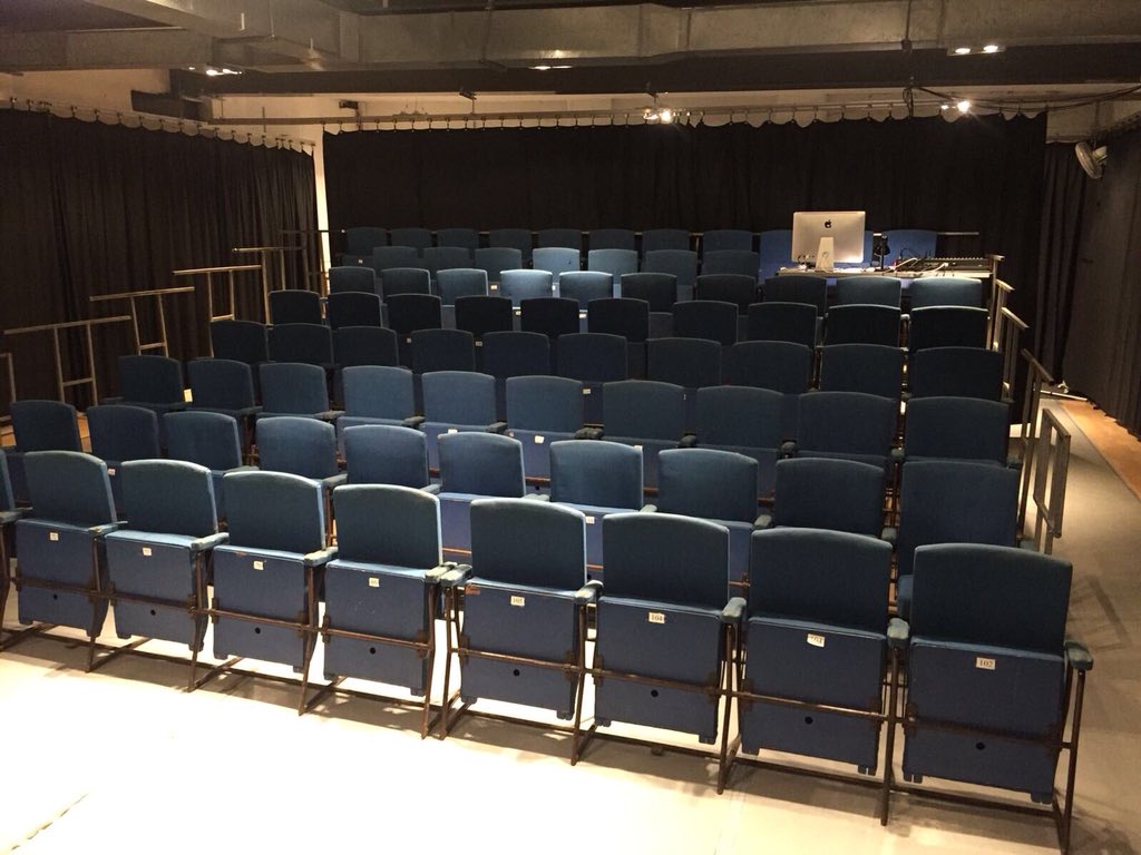 LXProfessional's tweet photo. Racked seating available to hire #uk #seating #theatre #performance #hire #equipmenthire #concert #plays #lxprofessional https://t.co/NLxY8NRITZ