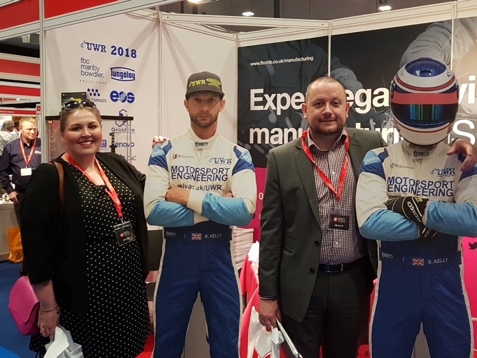 FBCManbyBowdler's tweet photo. #Kellyontour Both Shane's getting infront of the camera with racing fanatics Ed Bates & Elysha Bourne from @oglcomputer #MIMEXPO2018 #FBCMBF3 @UWRacing @FBCMBMFG https://t.co/3o8kZISiP8