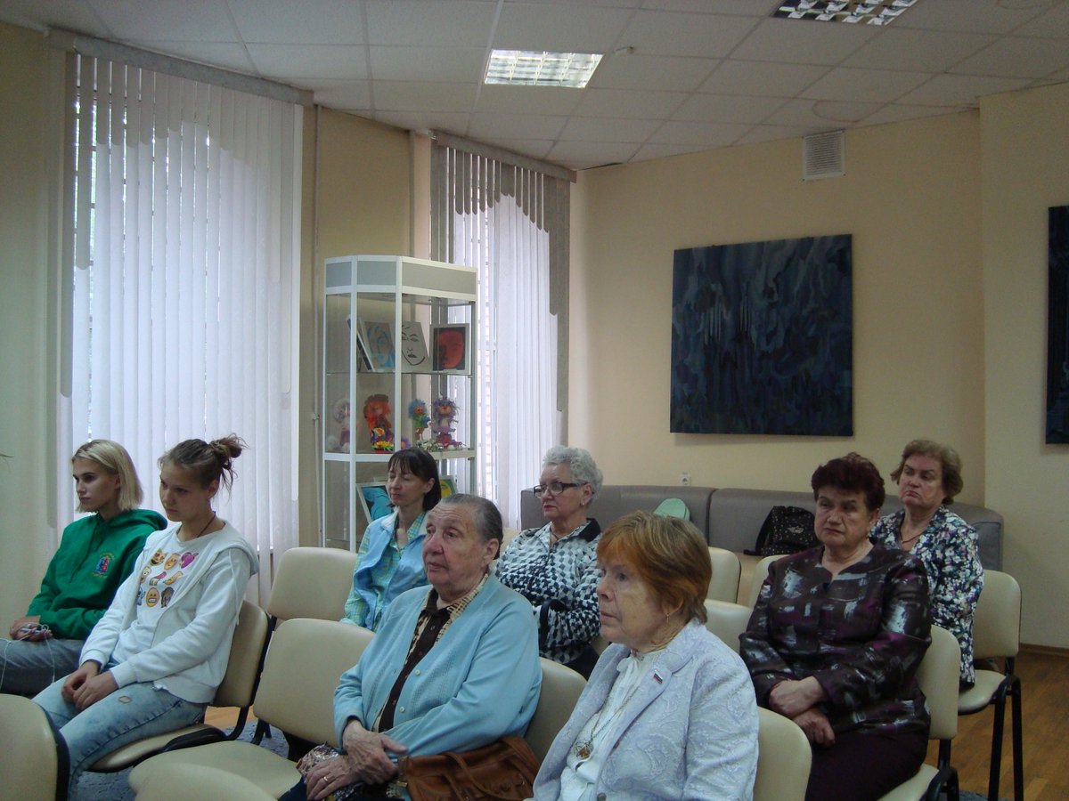 lib_simonovka's tweet photo. Прошла интерактивная лекция "Курская битва. Время наступать".  #БиблиотекиЮАО #ЮАО #лекция  #Курская_битва  #бесплатно #Великая_Отечественная  #наступление  #Нагатинский_Затон #Якорная #Библиотека162 https://t.co/tzMwIJY1ox