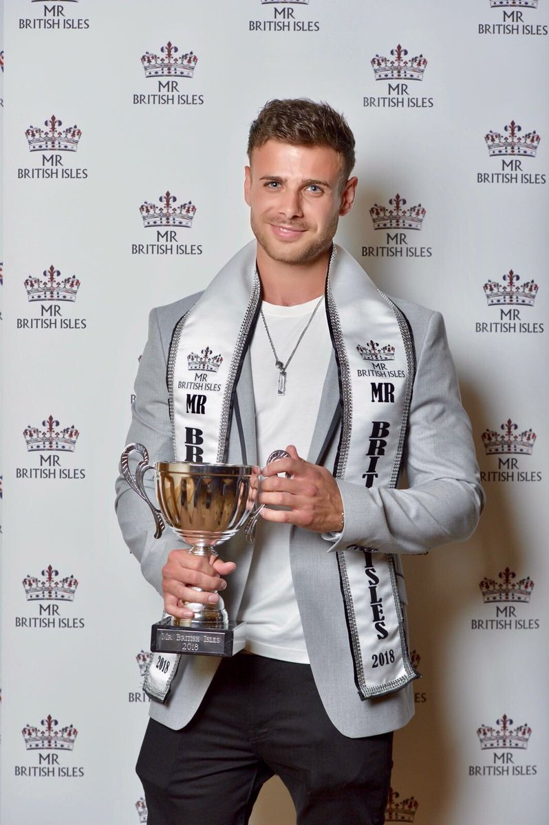 Mr British Isles 2018 - Dom Gladwin from Sheffield 🇬🇧