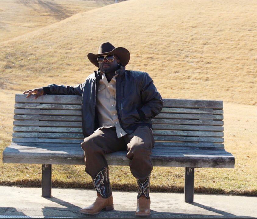 CookDenaro's tweet image. youtu.be/GYOYSYRhPjg Check our the HOTTEST video of the year, by clicking on the link above!