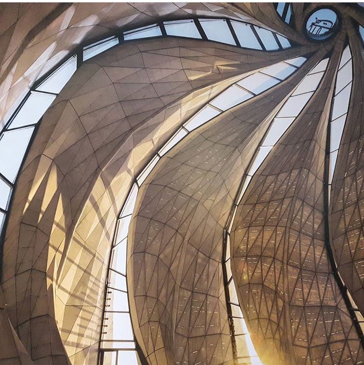 DesignExchange's tweet photo. 14 years in the making. 4 potential sites. Over 8000 km away. @TemploBahai #EmbodiedLight @HaririPontarini #DXTalk https://t.co/0QBsHF9v5o