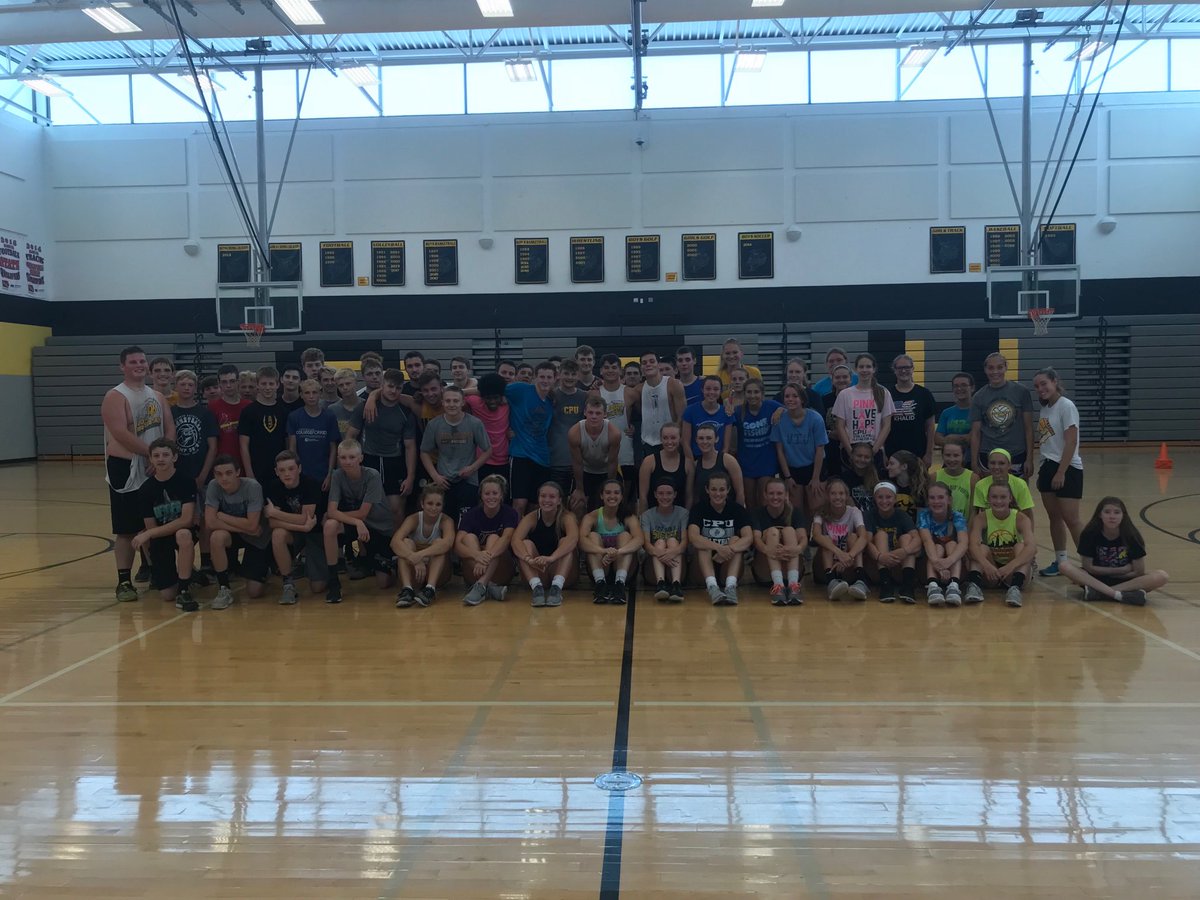 Great to see all of these athletes working hard! Keep up the great work!