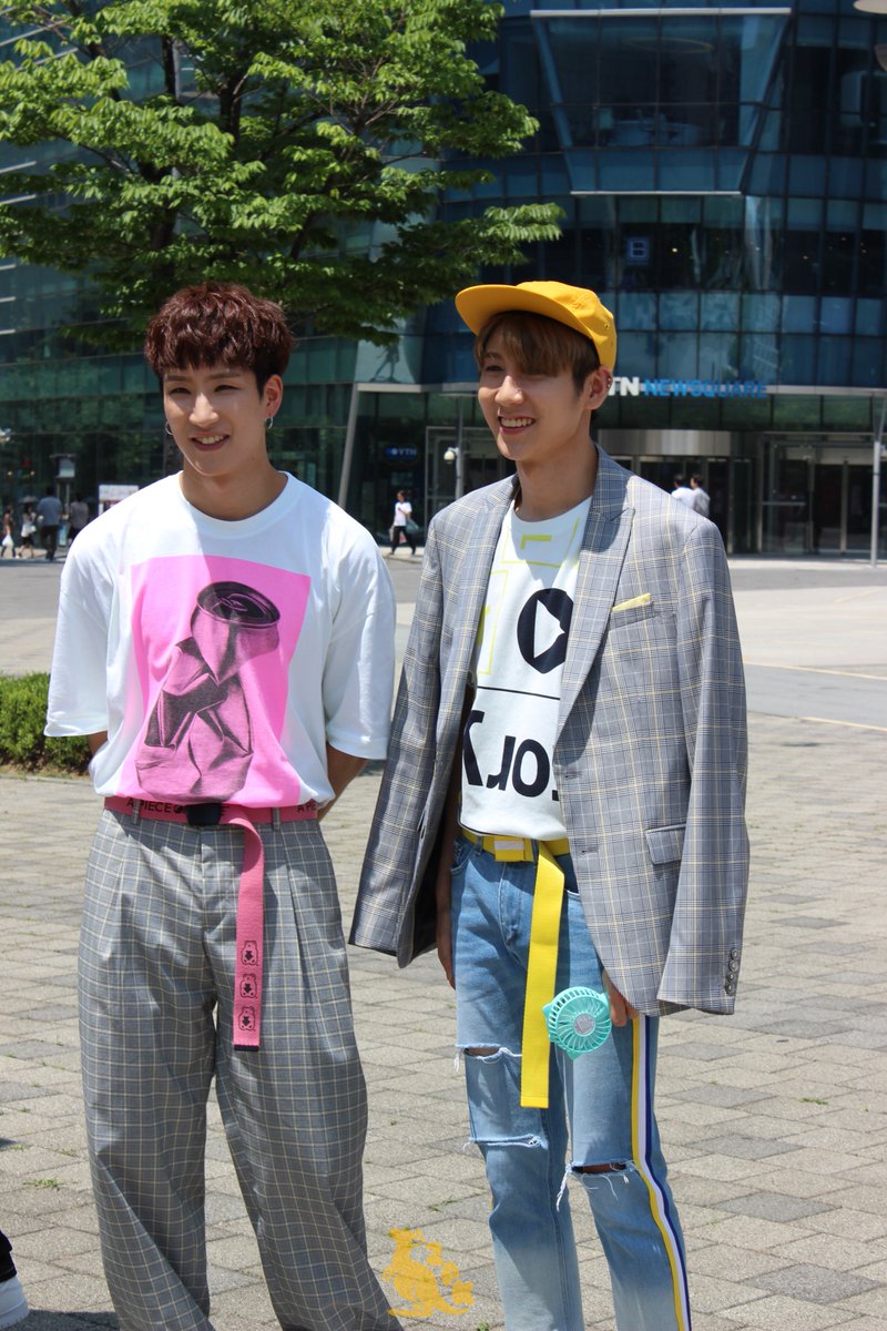 sodap0pdream's tweet photo. 210618 - Mini Fanmeet
Do not remove watermark.
Credit: 24Kangaroo
#24k #Cory #Hongseob #투포케이 #코리 #홍섭 #minifanmeet #24kangaroo @24K_coreeya @24k_seobs https://t.co/n61kFHN4WT