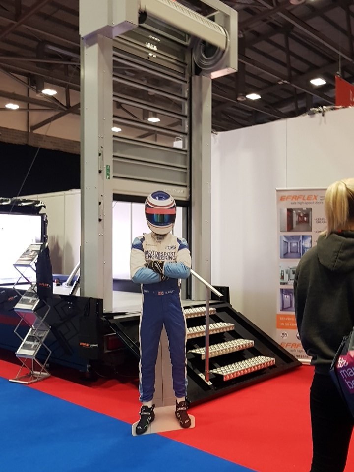 FBCManbyBowdler's tweet photo. @EFAFLEX is Shane faster than these safe high speed doors? #MIMExpo2018 #FBCMBF3 @UWRacing @FBCMBMFG https://t.co/30B2mVtowR