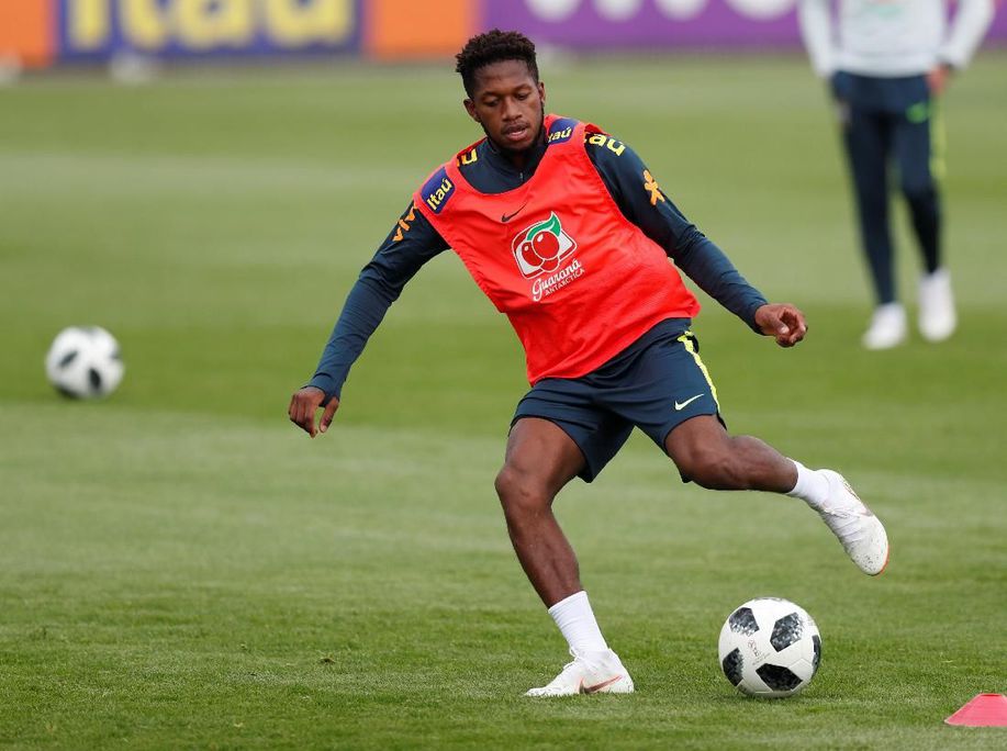 detiksport's tweet photo. Fred Resmi Jadi Milik MU #PialaDuniaTransmedia https://t.co/xrEhe0OLpN https://t.co/TLKeFodX6q