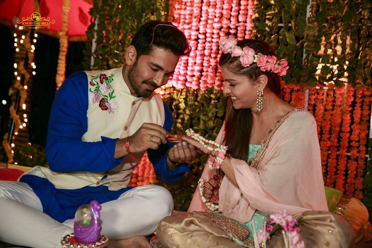 FuzeProductions's tweet photo. Rubina Dilaik And Abhinav Shukla Had A Rocking Sangeet And Engagement! – PICS
https://t.co/XyAm8lsVZ4 https://t.co/2sgCaGSmKU