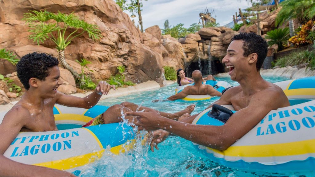 DisneyParks's tweet photo. Now through Sept. 3, when you visit either water park at @WaltDisneyWorld Resort, Disney PhotoPass photographers will be there to capture the thrills &amp; chills! https://t.co/iaIN8uqzVG https://t.co/PjVog1z7G6