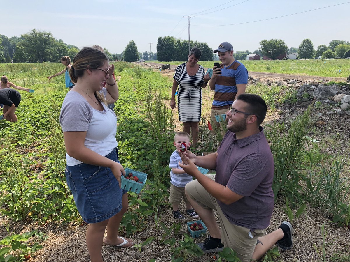 courtney_pacee's tweet photo. The most magical day of my life 😍 days later &amp; I still can’t believe I get to marry my best friend. The first summer we were dating, I took him to the strawberry farm for his first time. 3 years later, he took me back &amp; set higher expectations 😉💍🍓 https://t.co/YZhmgSeXDR