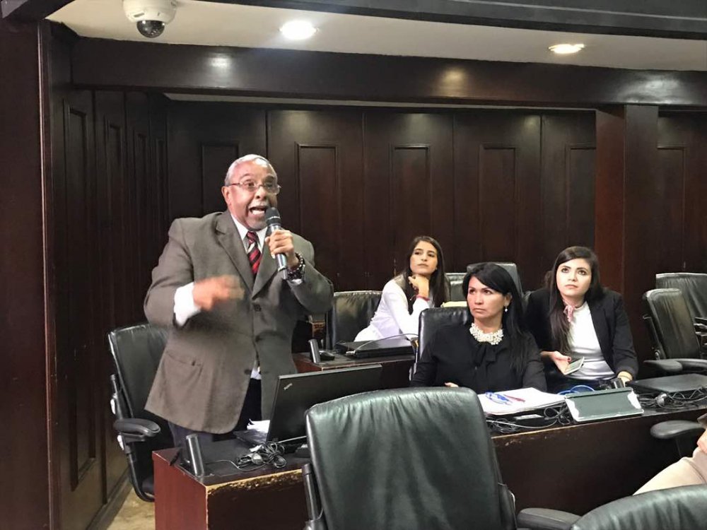 AsambleaVE's tweet photo. Dip. @dipjosetrujillo: El país entró en hambruna al sobrepasar el 30% de desnutrición. https://t.co/EjEt71HZsK https://t.co/oVpUdGGPmx