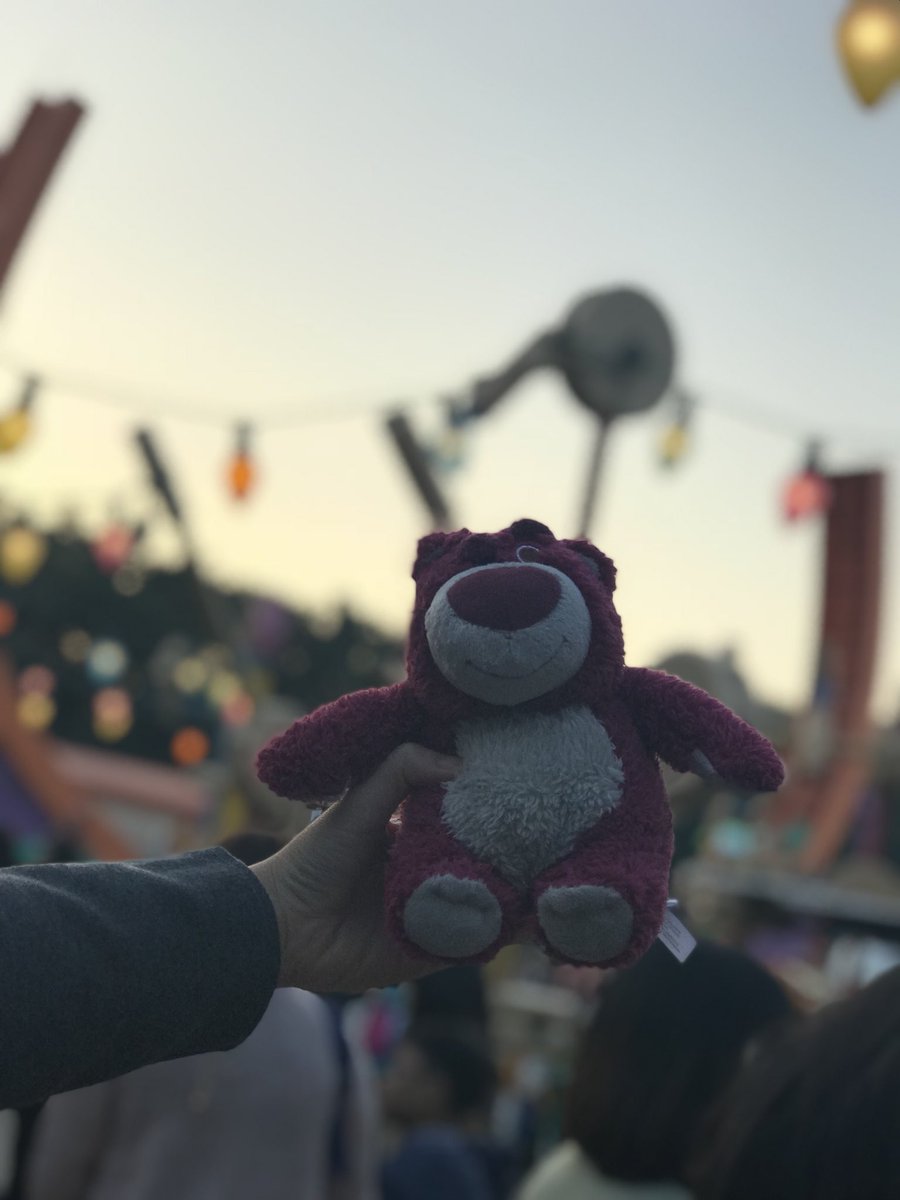 wendy91968264's tweet photo. Disneyland https://t.co/8AJsgLzd3D