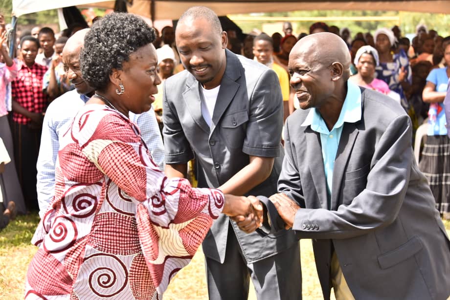 C_M_M_S_'s tweet photo. The Speaker @RebeccaKadaga says child sex offenders should be arrested, named and shamed. She says that parents involved in marrying off the young girls should face the full wrath of the law. https://t.co/dMTiliSQzA