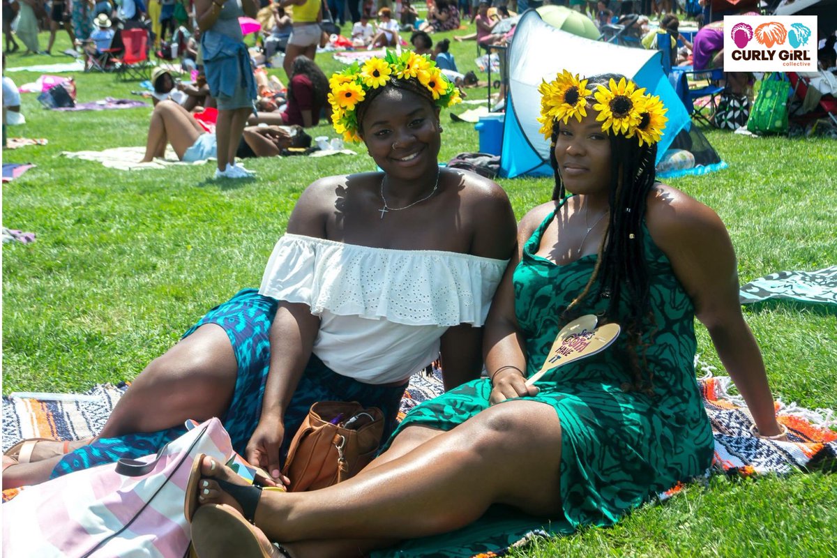 ILOVECGC's tweet photo. Flower girls 🌻✨ #tbt #CURLFEST #lawn #Prospectpark #naturalbeauty #curlfest2017 #curlygirlcollective #naturalbeautyfestival https://t.co/Z1BMQ48hYw