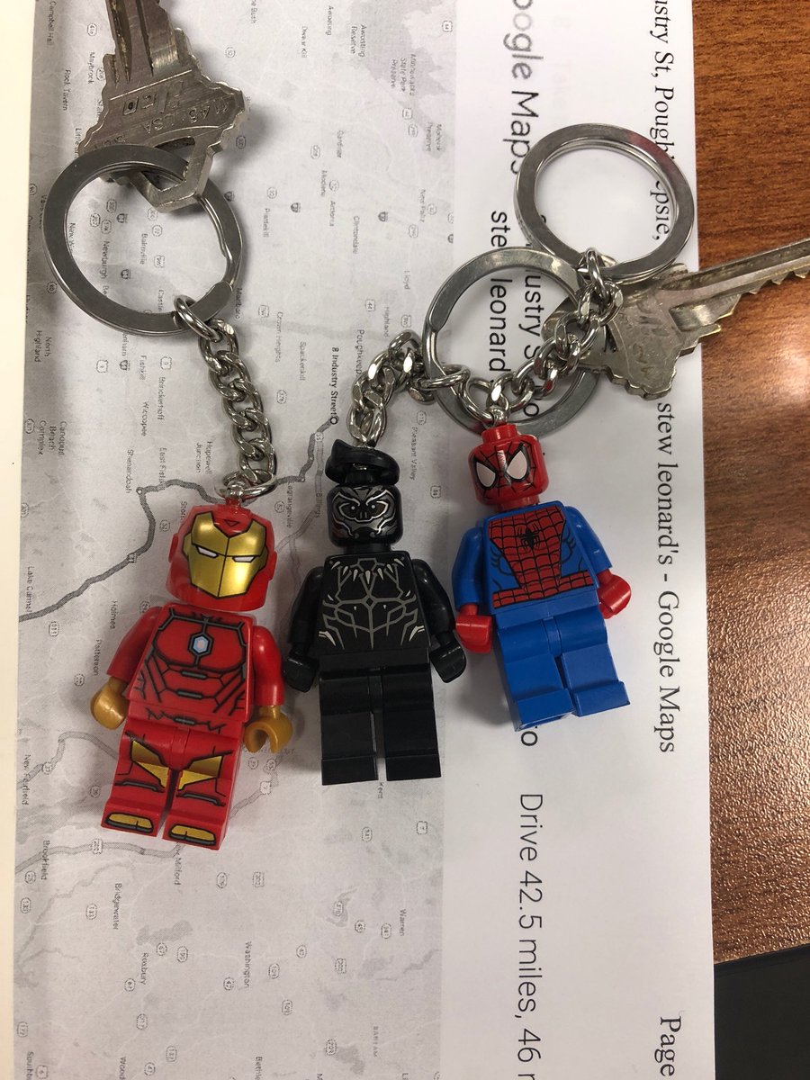 DNopun's tweet photo. Just Hang in there! #Marvel #Avengers4 🥛#SpylledMilk https://t.co/ep6smqTFMu