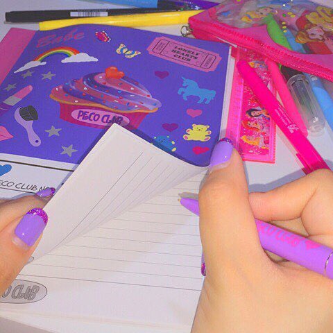 mildy_9637's tweet photo. はじめまして🌻

高校2年生のみるきーです🌈
目標は藤田医科大学看護専門学校💉

得意教科>>数学
苦手教科>>数学以外

勉強は苦手だし得意ではないけど目標に向けてがんばります🙌🙌🙌

#勉強垢さんでRTしたひと全員フォロー 

#勉強垢さんと一緒に頑張りたい 

#勉強垢 https://t.co/alvfYaANwq