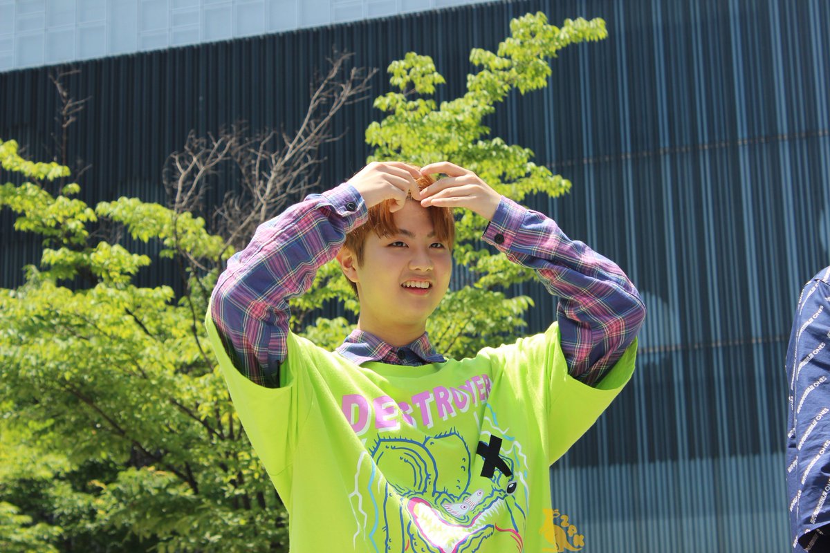 sodap0pdream's tweet photo. 210618 - Mini Fanmeet
Do not remove watermark.
Credit: @24Kangaroo
#24K #투포케이 #Kiyong #기용 #minifanmeet #24kangaroo @24K_KiYong0325 https://t.co/UM0c7jwZBF