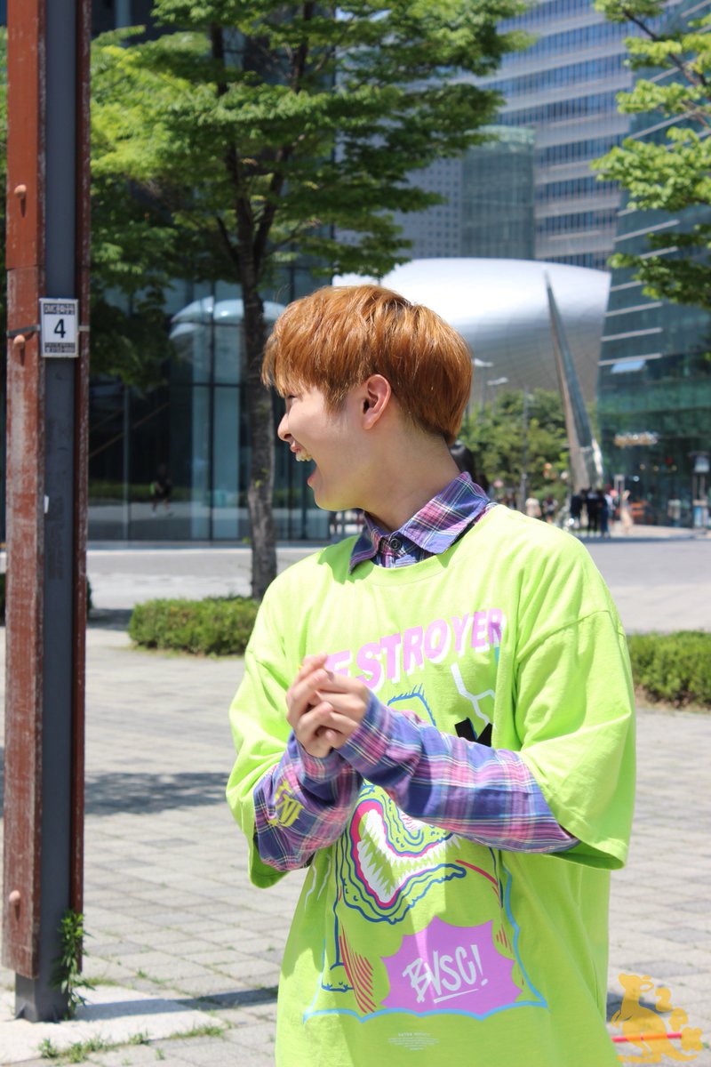 sodap0pdream's tweet photo. 210618 - Mini Fanmeet
Do not remove watermark.
Credit: @24Kangaroo
#24K #투포케이 #Kiyong #기용 #minifanmeet #24kangaroo @24K_KiYong0325 https://t.co/UM0c7jwZBF