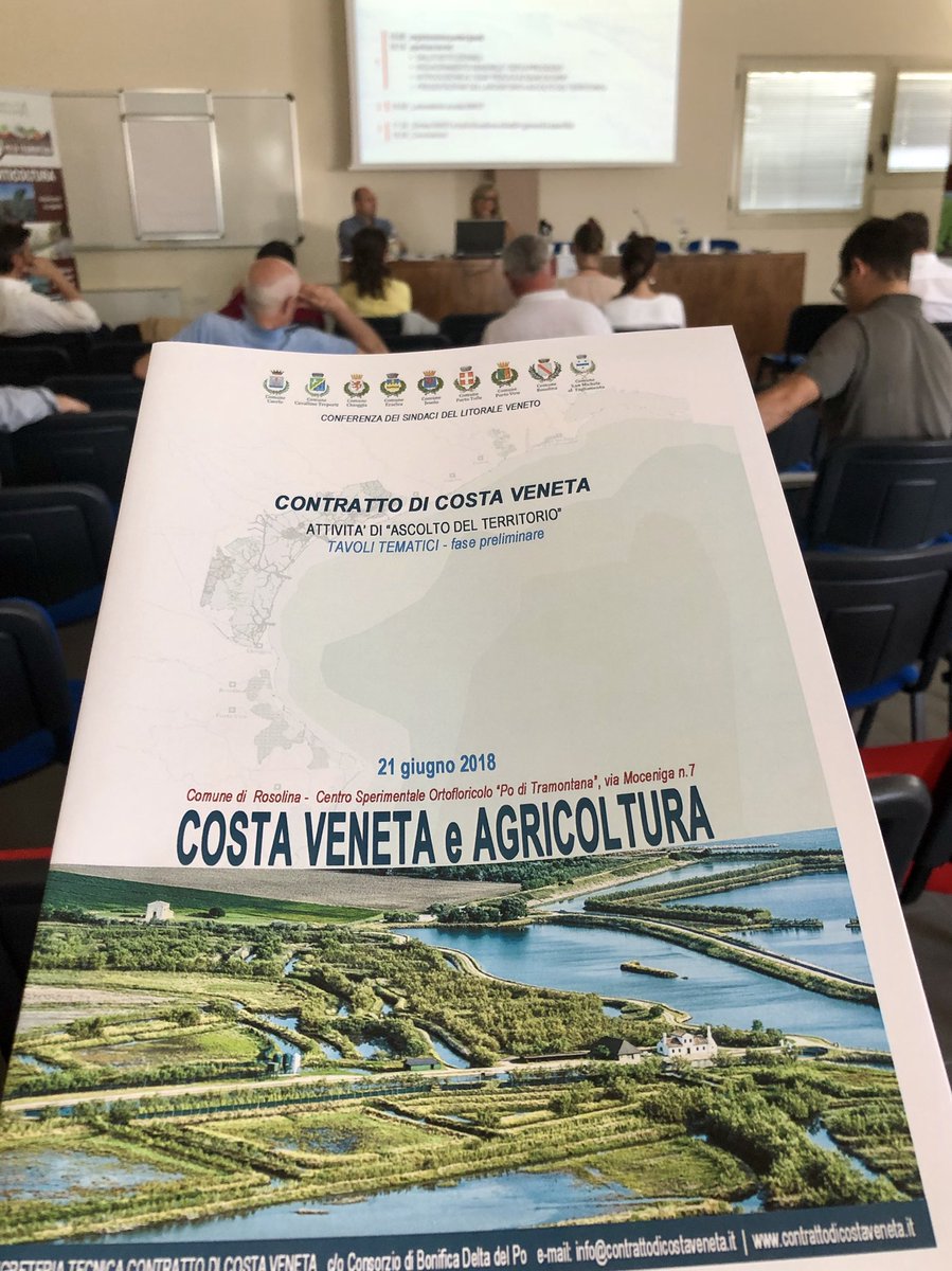 ContrattoCOSTA's tweet photo. 🌾💧Tavolo Acqua e Agricoltura
🗣Introducono Grossato, vice sindaco #Rosolina, assessore  #agricoltura Gazzola e l’arch. Mosca, responsabile tecnico-scientifico.
Presente anche Nicoletta Bajo, #ISPRA Nazionale. https://t.co/rcsTTY5iVi