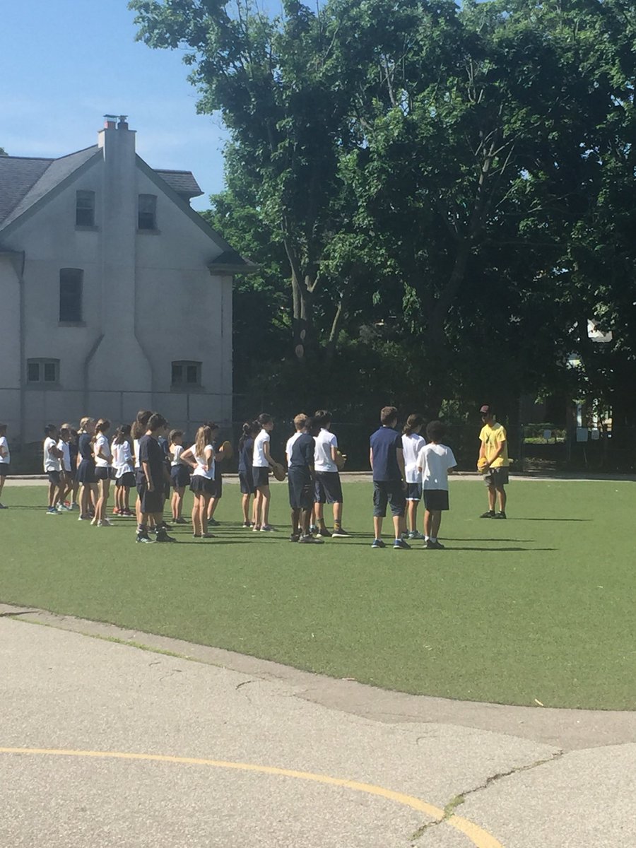 chellymil's tweet image. Loving the #aussiex program @OLPHCS today! Kick that footie!!