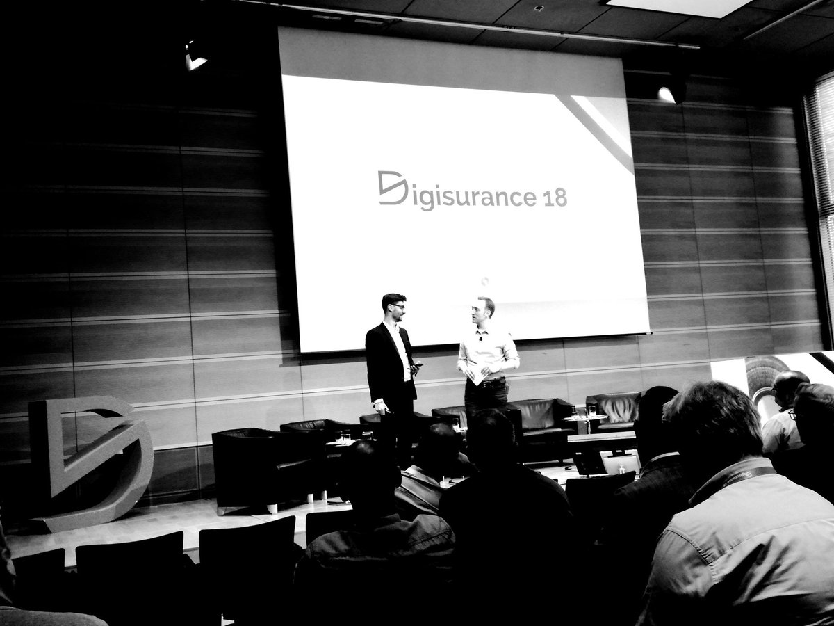 HenrikeDibbern's tweet photo. Schluss, aus und vorbei. @stratorob und @FAnthonj ziehen ein zufriedenes Fazit unter die #digisurance 2018 - dem kann ich nur zustimmen. Spannende Panels, interessante Gespräche und jede Menge Input. Danke an @flexperto ! https://t.co/P07XJmx039