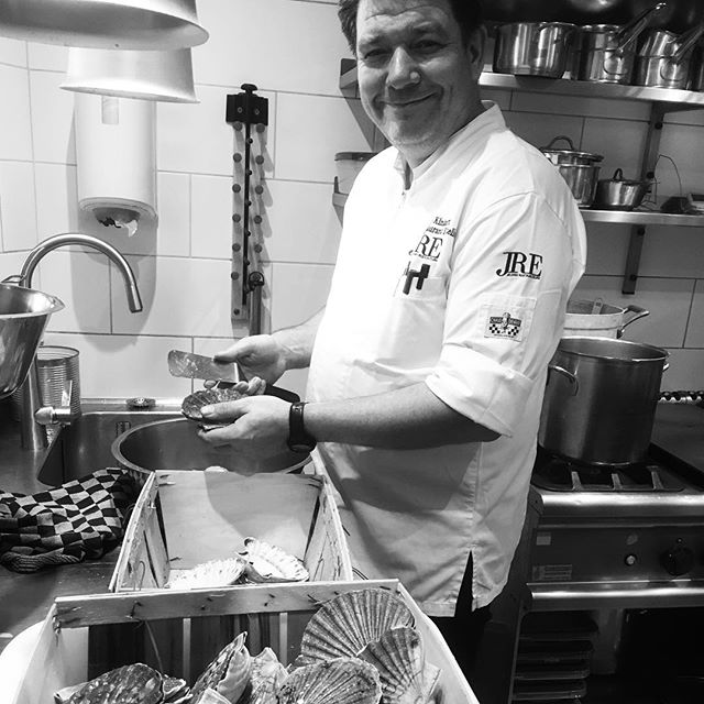 Het is zomer! Tijd voor een nieuw menu! #proefdezomer #gulpen #limburg #restaurant restaurantatelier.nl/nl/menu/signat…