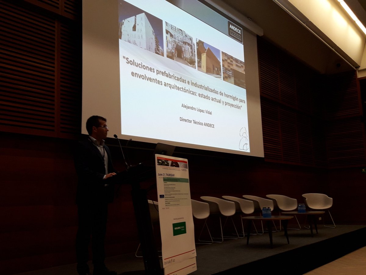 andece_general's tweet photo. Interviene Alejandro López, Director Técnico de ANDECE "Soluciones prefabricadas de hormigón industrializadas para fachadas: estado actual y proyección" #ICAE2018 Workshop @HC_Hispania https://t.co/Dq3ImS4zwo