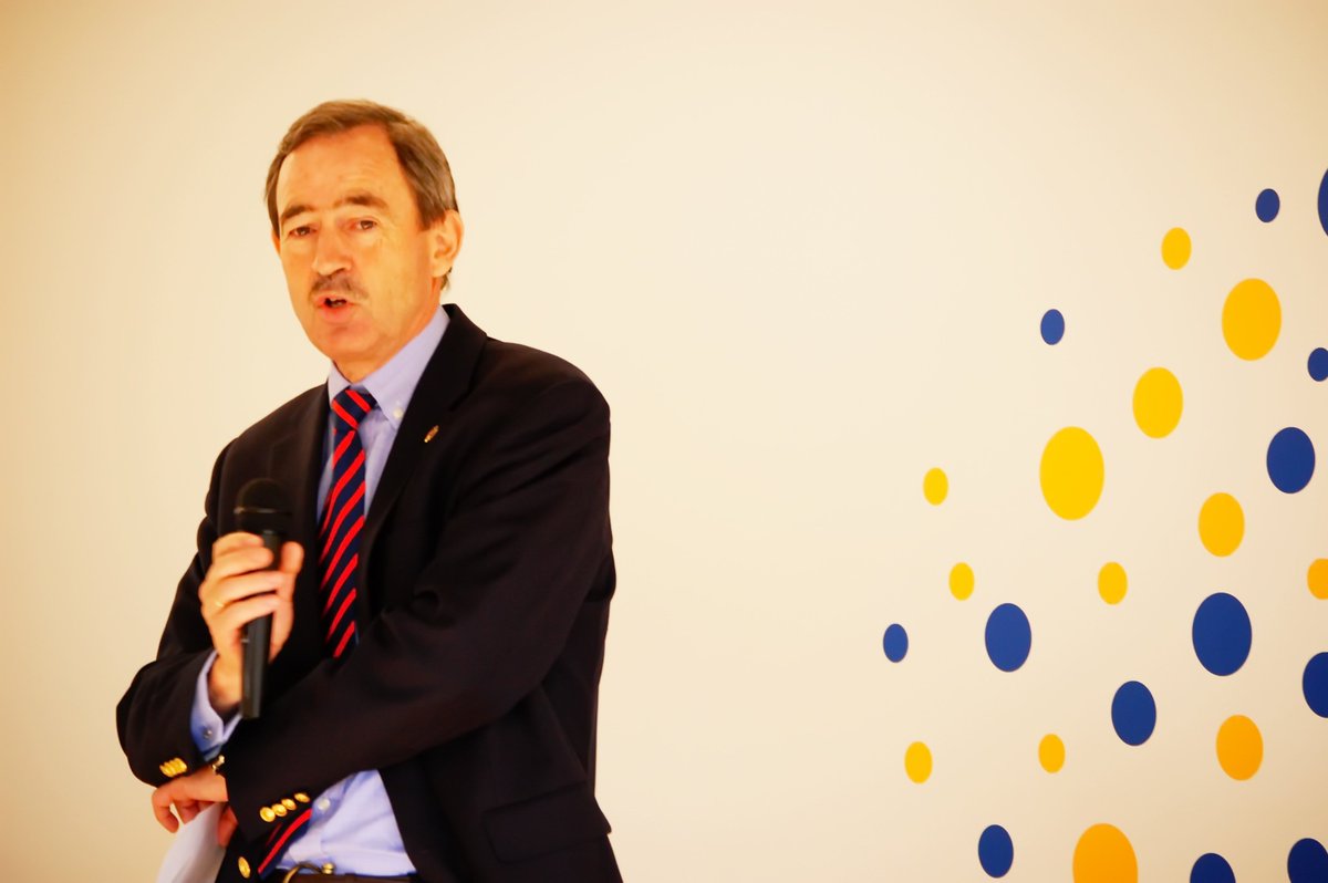 2013. The inception of Agrifood Masterclass in Athens, Greece at <a href="/OrangeGroveAth/">Orange Grove Athletics</a> premises . Ex Agri councelor Reinder Schaap                 <a href="/reinderschaap/">Reinder Schaap</a> presenting the 10 steps for a successful startup in AgriFood sector <a href="/StartLifeNL/">StartLifeNL</a> <a href="/NLinGreece/">NL Embassy in Greece</a>